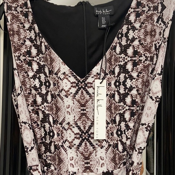 Nicole Miller snakeskin crop jumpsuit size 2 NWT - Picture 8 of 8